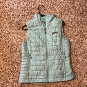 Patagonia vest
